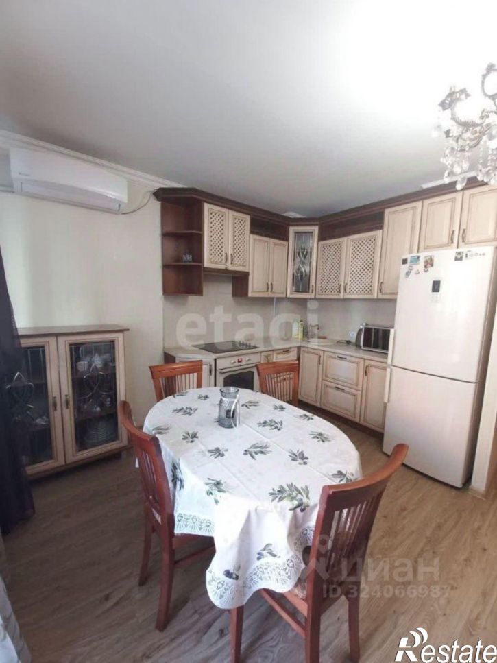 2-комн квартира Зейская улица, 285,  д. 285