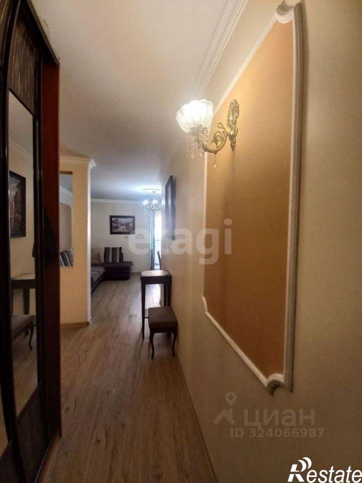 2-комн квартира Зейская улица, 285,  д. 285