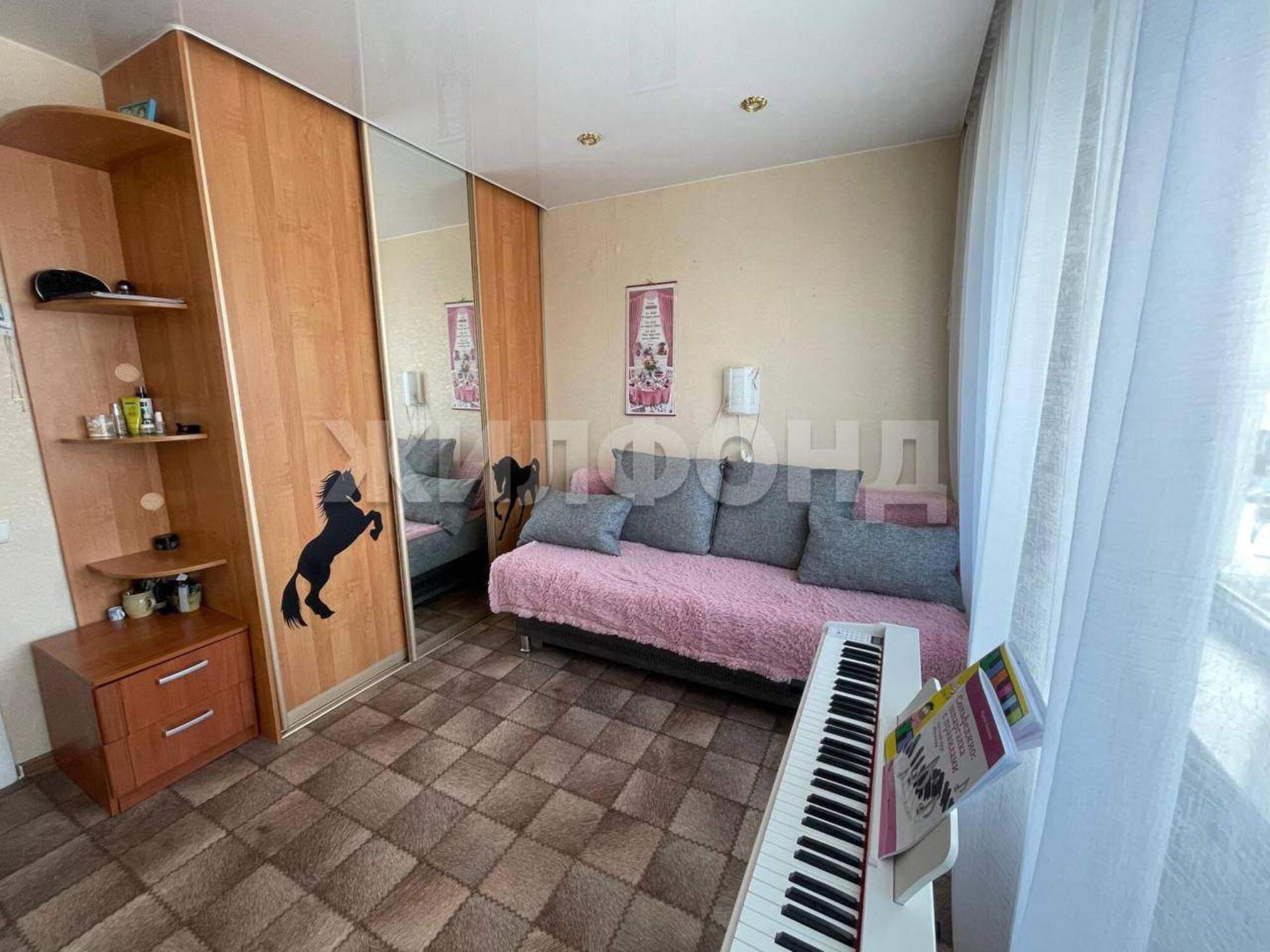 Купить квартиру за 5 800 000 рублей на Текстильная улица, д.23