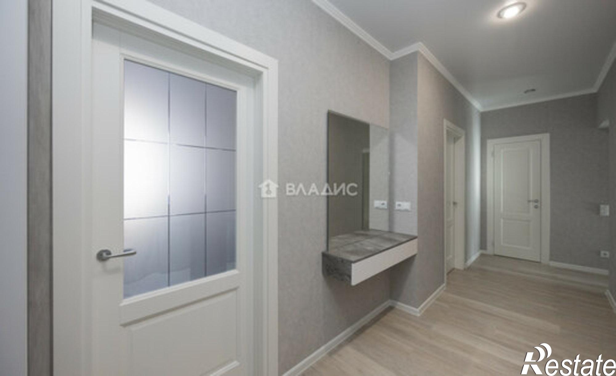 Купить квартиру за 12 000 000 рублей на Амурская улица, 55/2