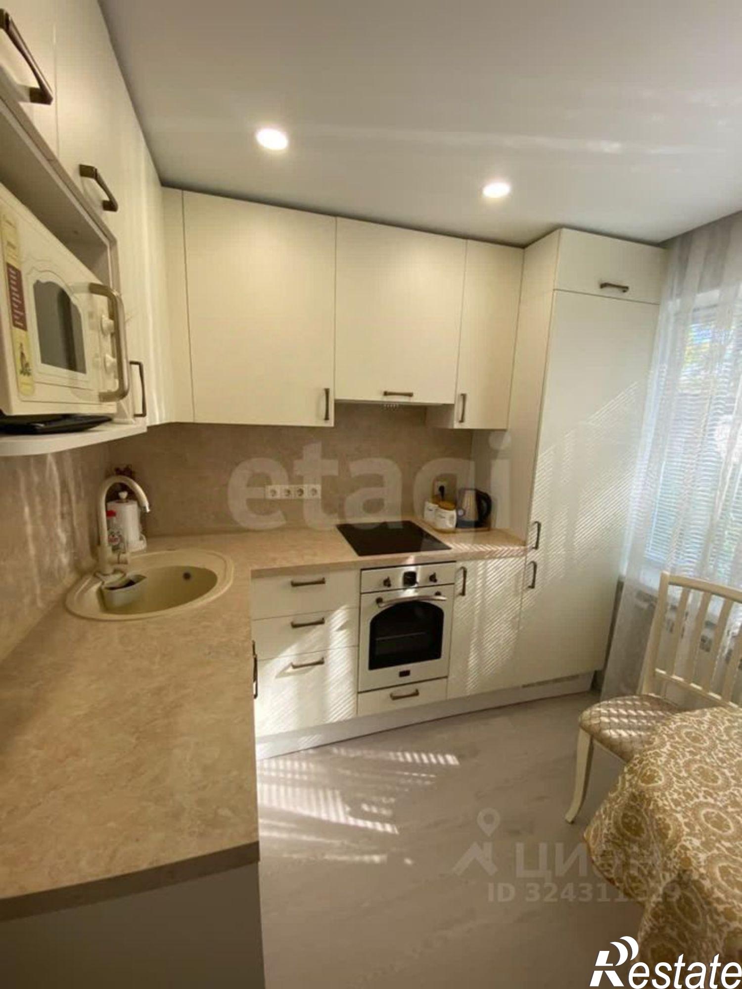 Сдать квартиру за 60 000 рублей на улица Шимановского, 61/1