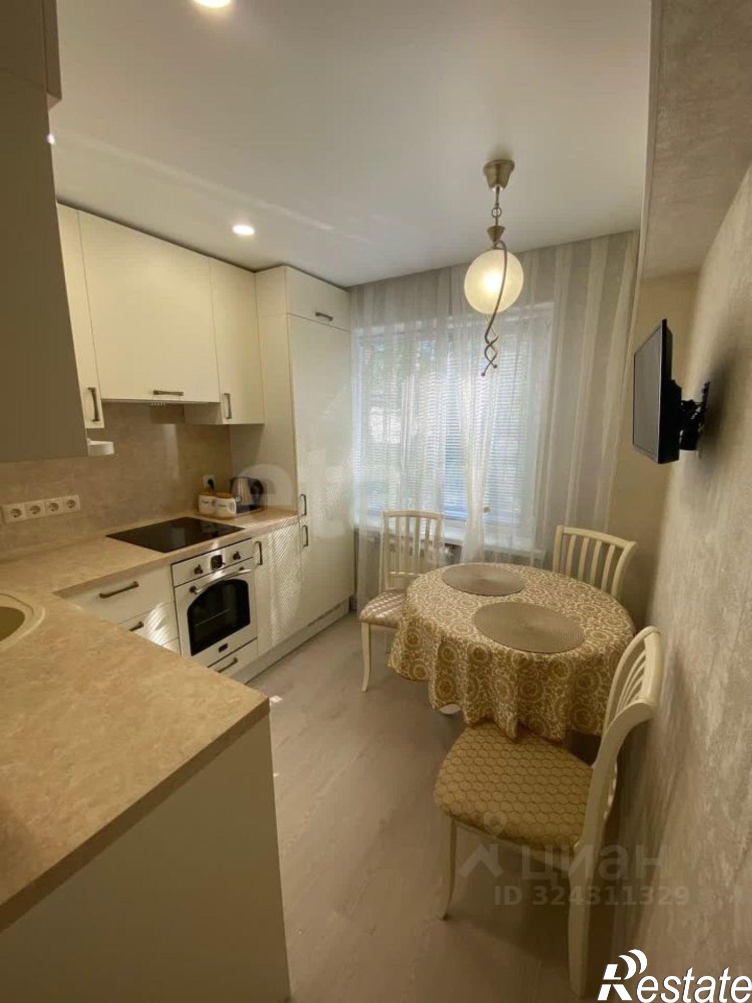 Сдать квартиру за 60 000 рублей на улица Шимановского, 61/1