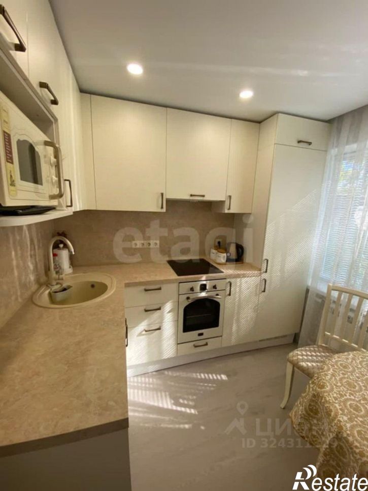 2-комн квартира улица Шимановского, 61/1,  д. 61/1