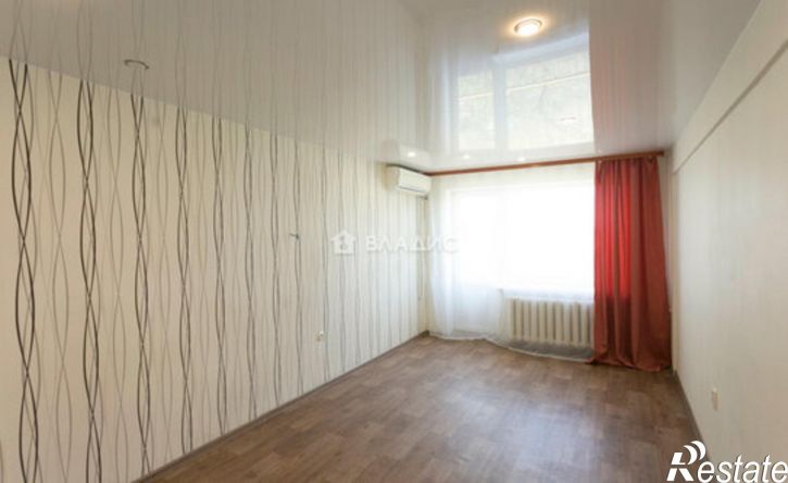 2-комн квартира улица Василенко, 3/2,  д. 3/2