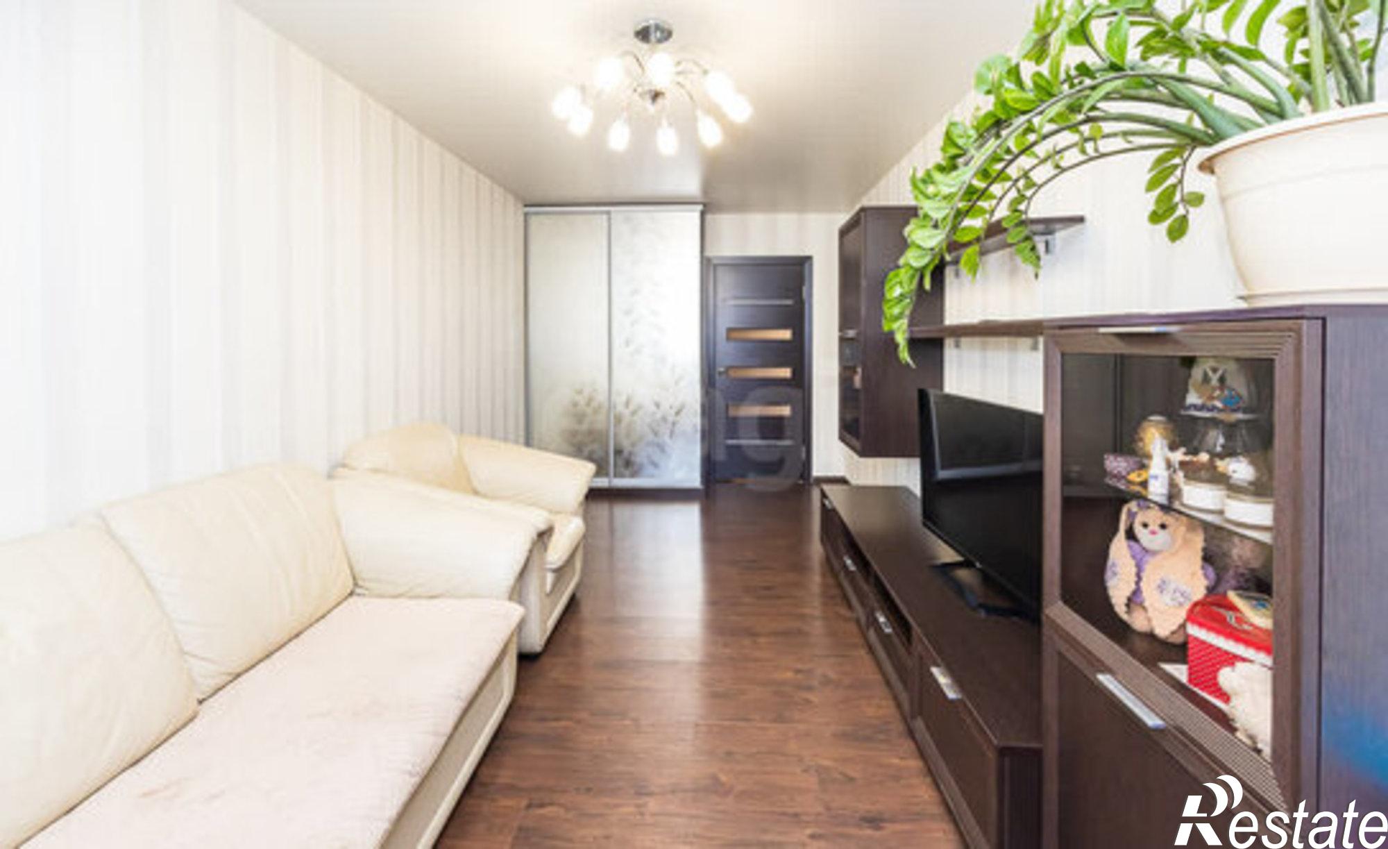 Купить квартиру за 9 300 000 рублей на Октябрьская улица, 213/1