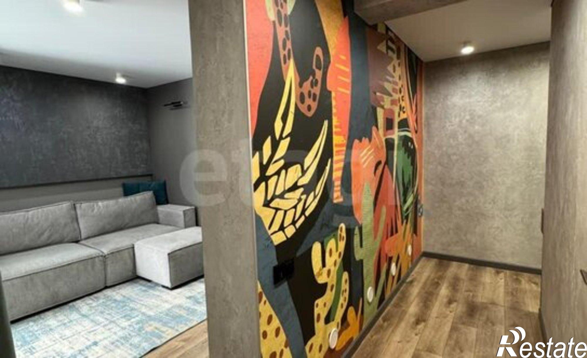 Купить квартиру за 17 000 000 рублей на Зейская улица, 220