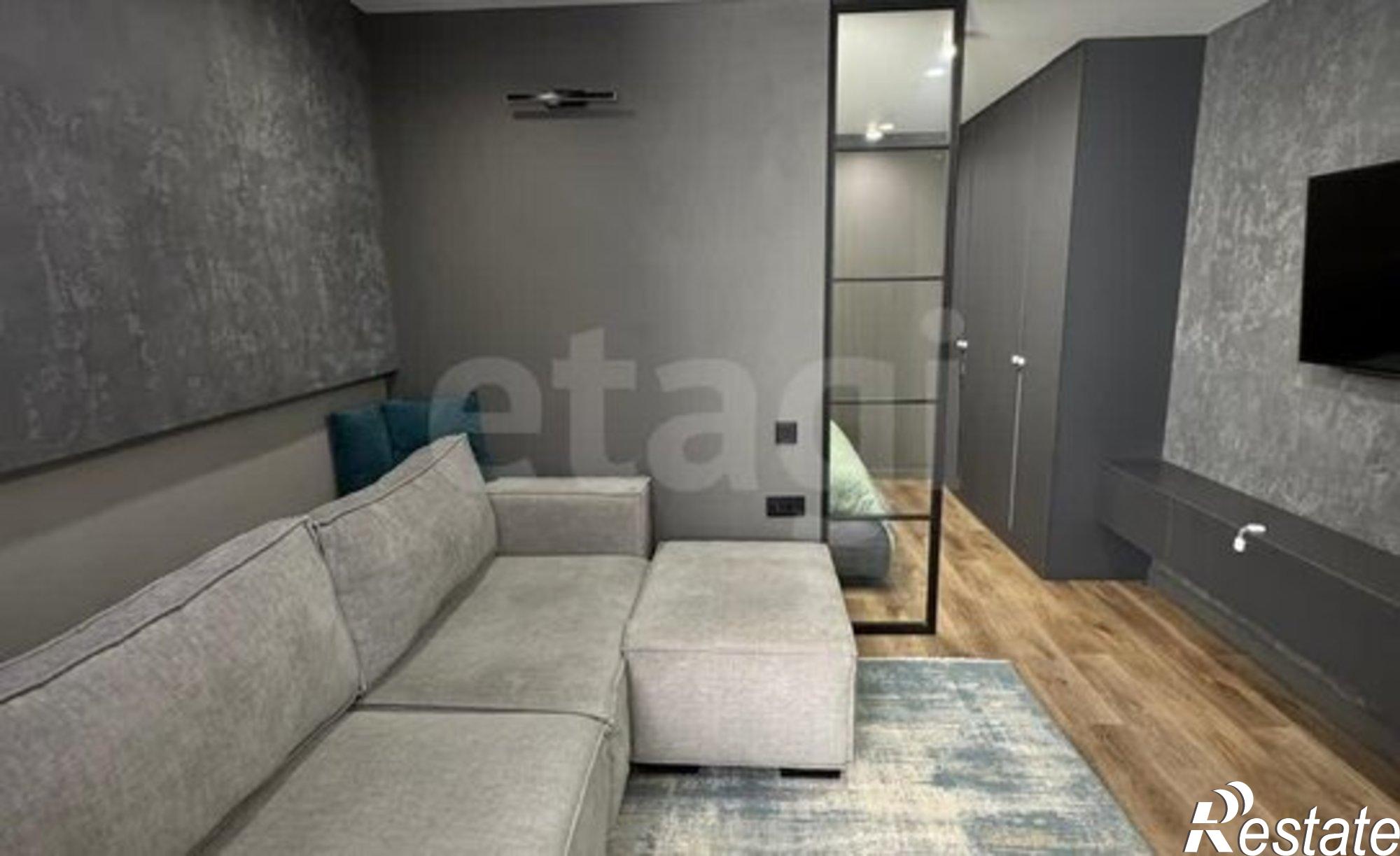 Купить квартиру за 17 000 000 рублей на Зейская улица, 220