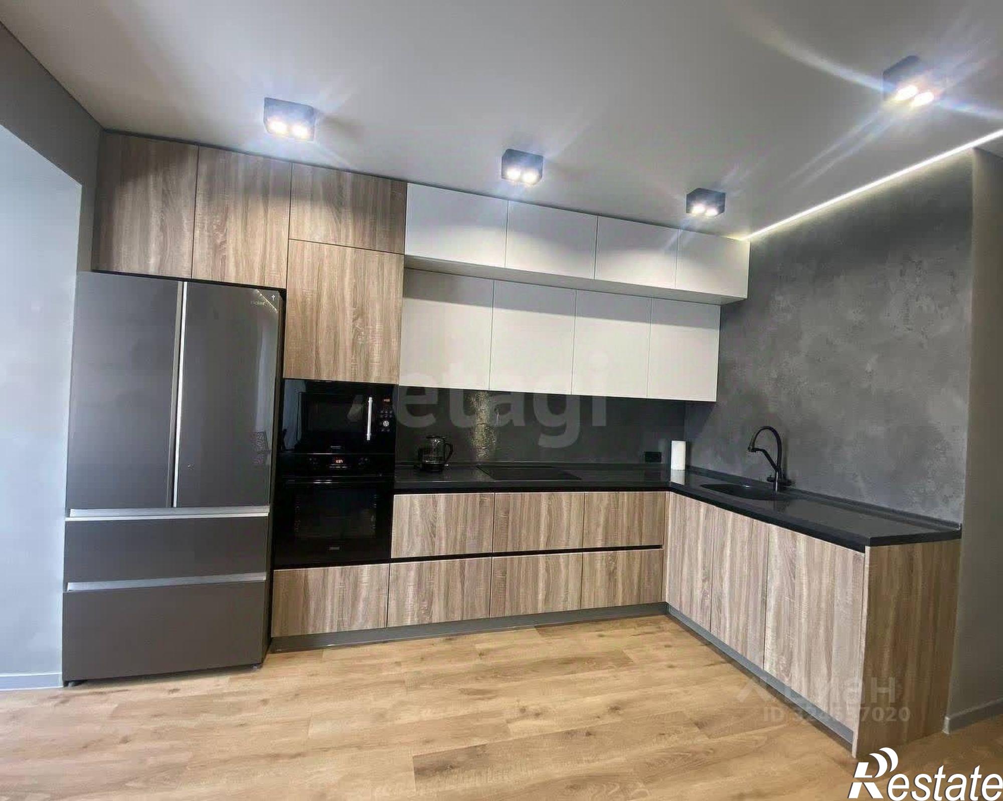 Сдать квартиру за 80 000 рублей на улица Горького, 40