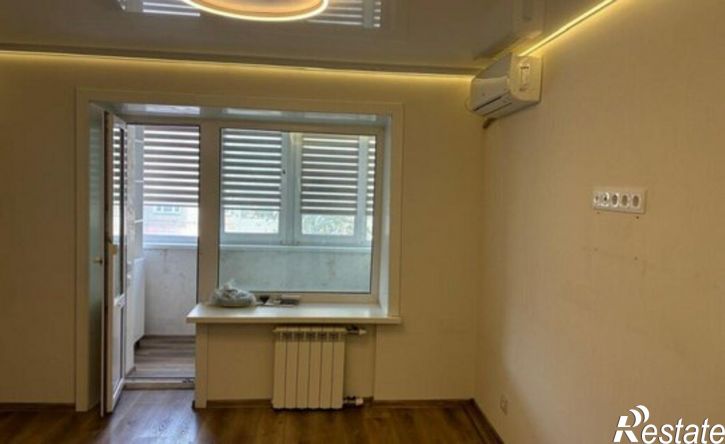 3-комн квартира улица Калинина, 110/4,  д. 110/4