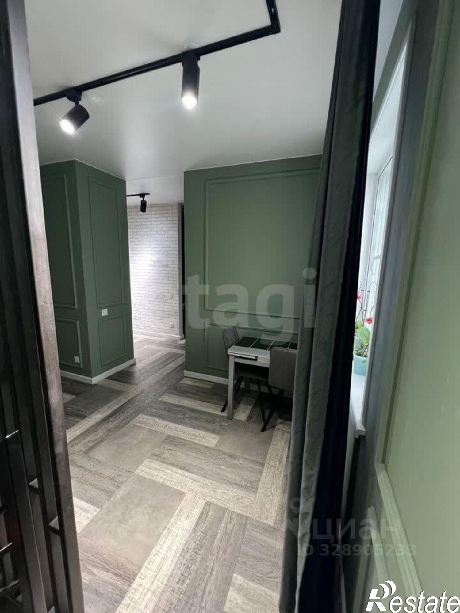 Купить гараж, место в паркинге за 9 942 200 рублей на улица Воронкова, 9