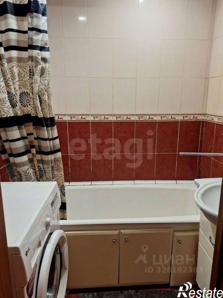 4-комн квартира Свободная улица, 261,  д. 261