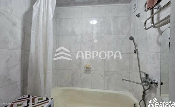2-комн квартира улица Калинина, 148,  д. 148