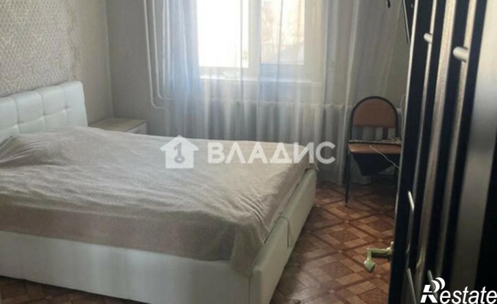 3-комн квартира Институтская улица, 9,  д. 9