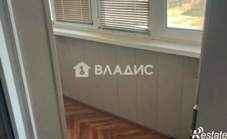 3-комн квартира Институтская улица, 9,  д. 9