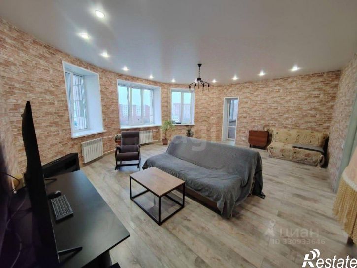 2-комн квартира улица Островского, 65,  д. 65