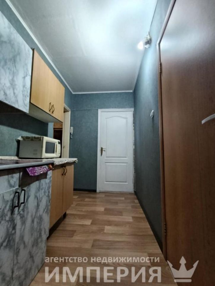 Комната Кантемирова, 13