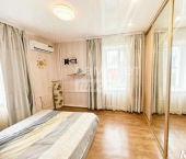2-комн, 45кв м, этаж 1/2 улица Богдана Хмельницкого, 44