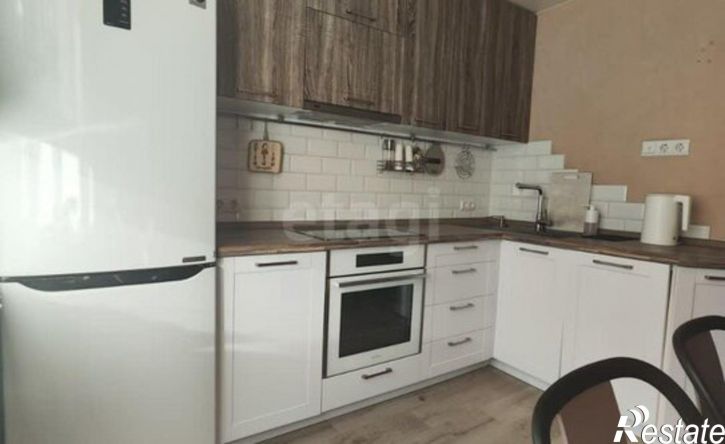 4-комн квартира улица Калинина, 41,  д. 41