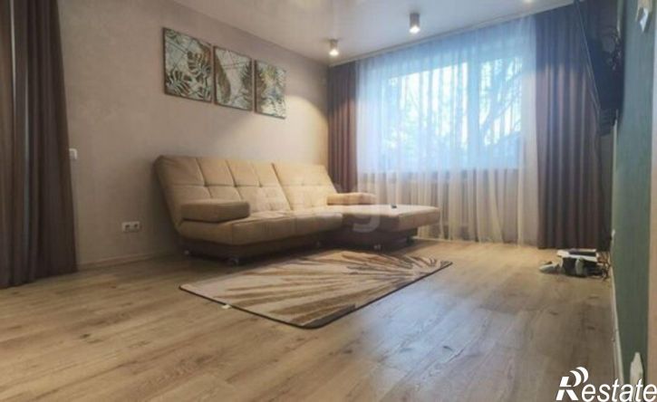 4-комн квартира улица Калинина, 41,  д. 41