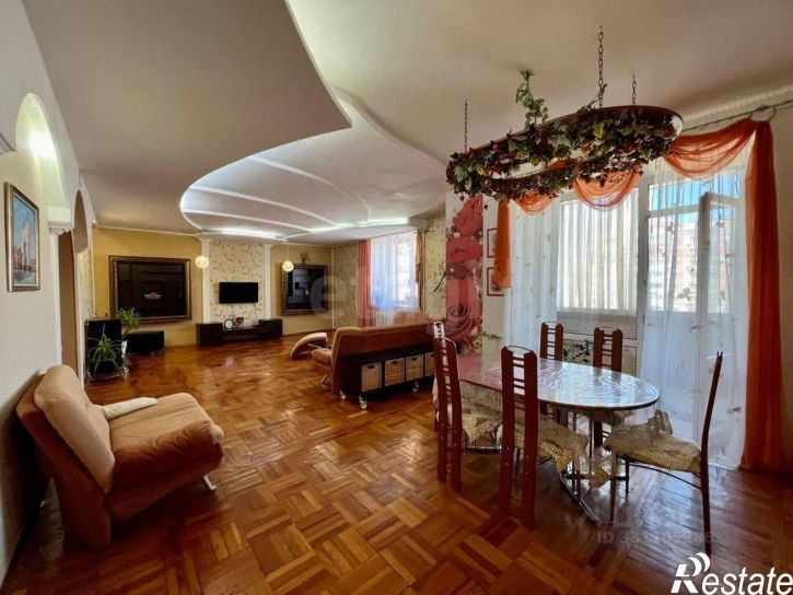 3-комн квартира улица Островского, 65,  д. 65