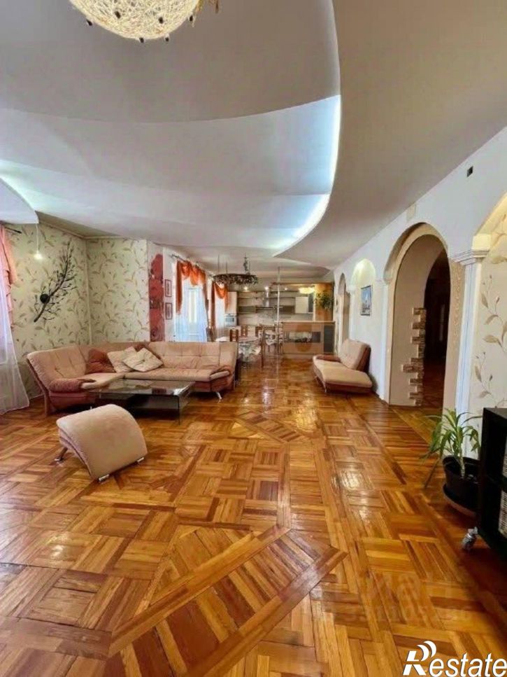 3-комн квартира улица Островского, 65,  д. 65