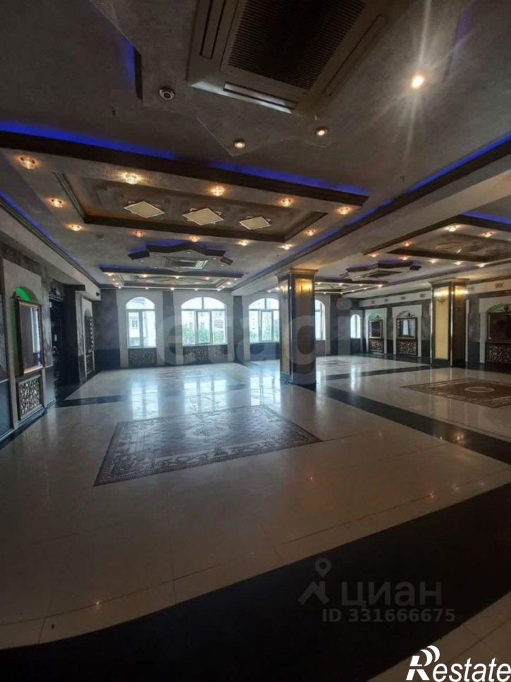 Торговое помещение улица Кантемирова, 23/4,  д. 23/4