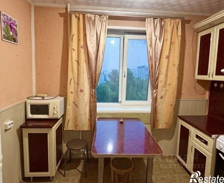 2-комн квартира улица Кантемирова, 24,  д. 24