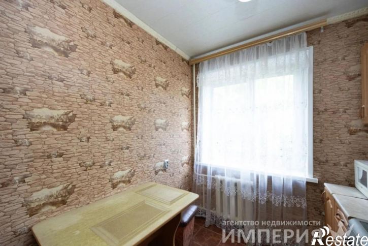 3-комн квартира Тополиная, 59