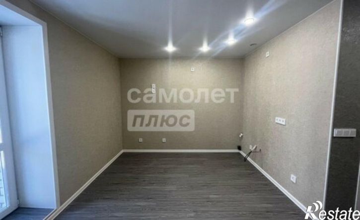 2-комн квартира улица Василенко, 5,  д. 5