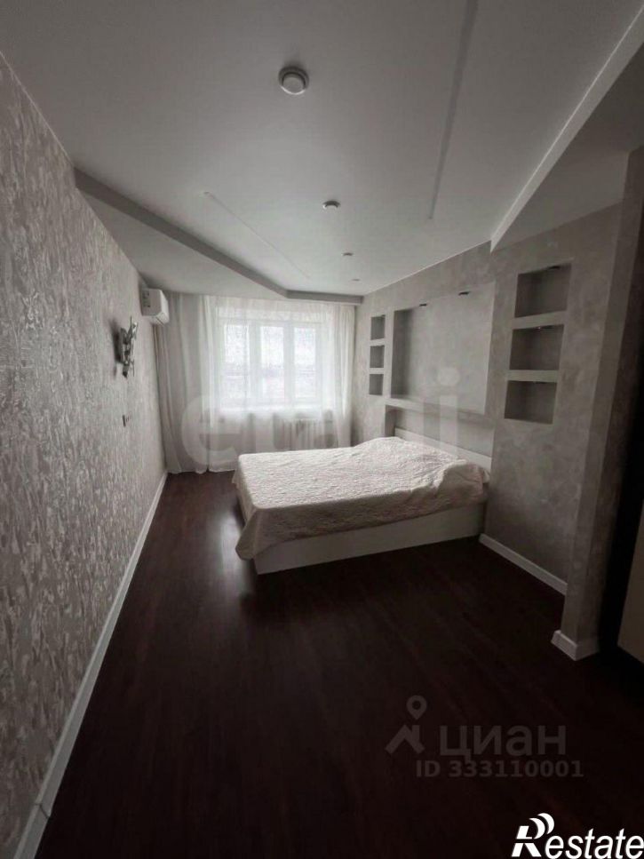 2-комн квартира Студенческая улица, 21,  д. 21