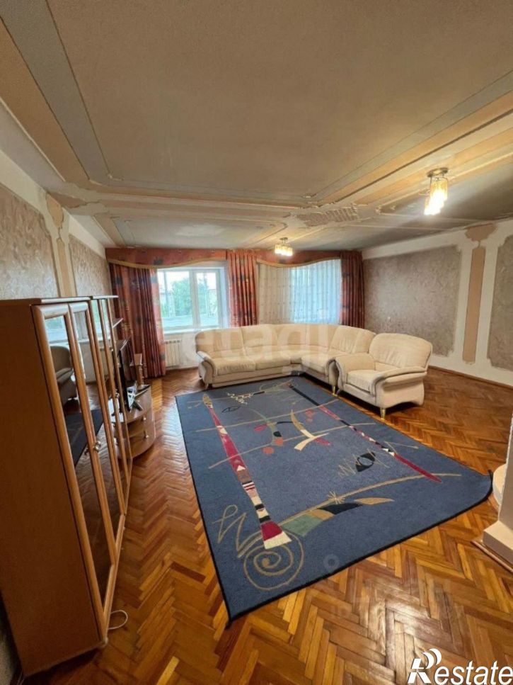 4-комн квартира улица Горького, 136,  д. 136