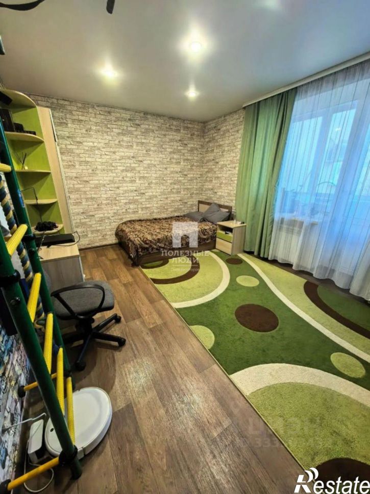 4-комн квартира Пионерская улица, 14,  д. 14