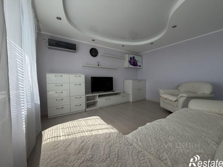 2-комн квартира улица Шимановского, 80,  д. 80