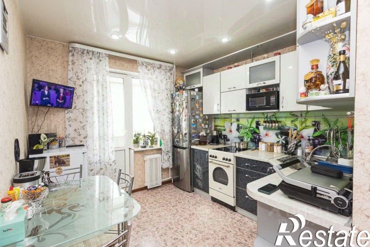3-комн квартира улица Калинина, 148,  д. 148