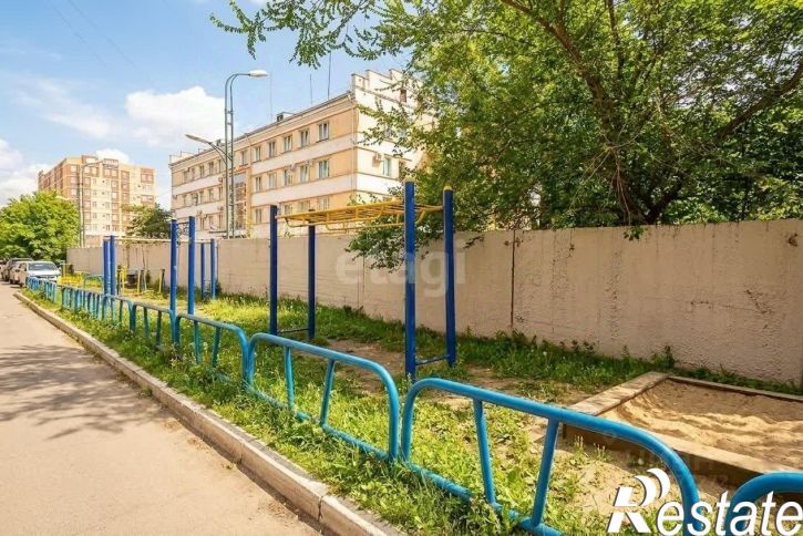 2-комн квартира улица 50 лет Октября, 71,  д. 71