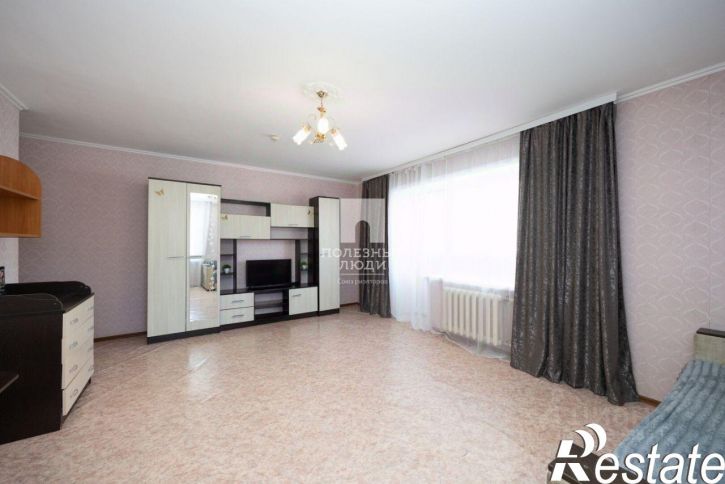3-комн квартира улица Муравьёва-Амурского, 17,  д. 17