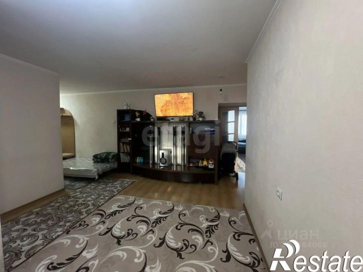 3-комн квартира Пионерская улица, 64,  д. 64