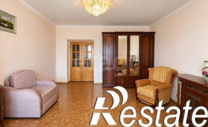 3-комн квартира Театральная улица, 1,  д. 1