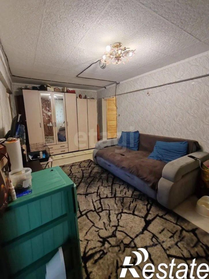 3-комн квартира улица Кантемирова, 11,  д. 11