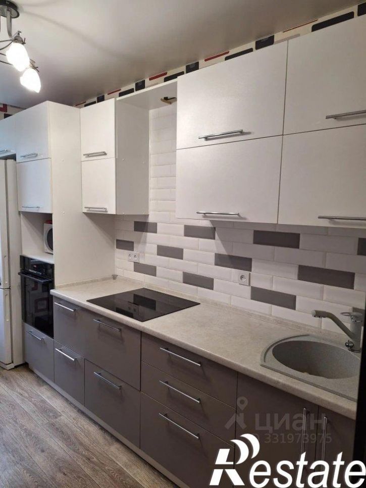 3-комн квартира Амурская улица, 111,  д. 111