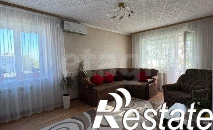 3-комн квартира Кузнечная улица, 208,  д. 208