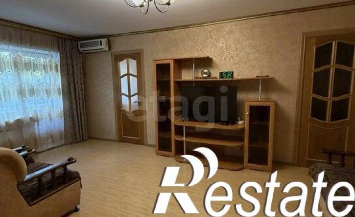 2-комн квартира улица Богдана Хмельницкого, 67,  д. 67