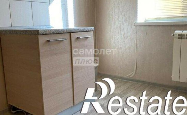 2-комн квартира улица Василенко, 13,  д. 13