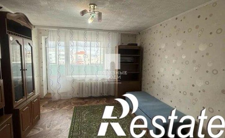 5-комн квартира улица Калинина, 142,  д. 142