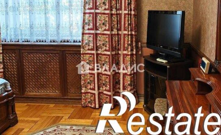 4-комн квартира улица Шевченко, 3,  д. 3